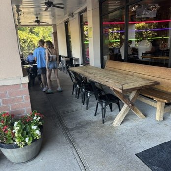 La Rancherita - outdoor seating - Mexican Near Me - Raleigh, North Carolina La Rancherita - outdoor seating - Mexican Near Me - Raleigh, North Carolina