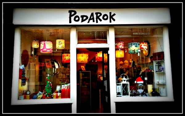 Podarok by null