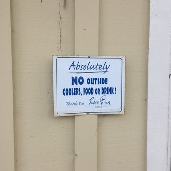 Padaro Beach Grill - American Near Me - Carpinteria, California
