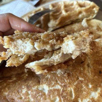 Sizzle & Brew - Chicken (and Waffles) were dry, rubbery, and stale... NOT FRESH! - Breakfast & Brunch Near Me - Tomball, Texas Sizzle & Brew - Chicken (and Waffles) were dry, rubbery, and stale... NOT FRESH! - Breakfast & Brunch Near Me - Tomball, Texas