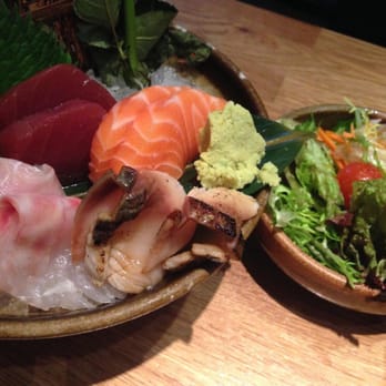 Dozo - Mixed sashimi set that comes with a side of salad - Japanese Near Me - Soho, XGL
