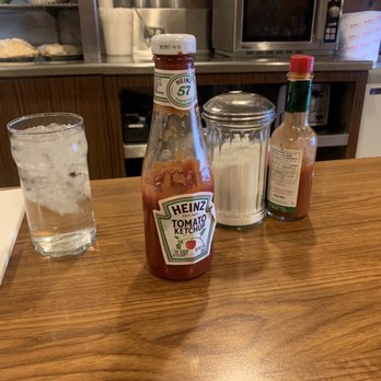 Pie 'n Burger - Burgers Near Me - Pasadena, California Pie 'n Burger - Burgers Near Me - Pasadena, California