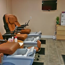 Gem Nails & Spa