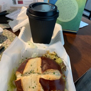 Black Leaf Vegan - Yum! My guacamole burger and cup of Jo - Vegan Near Me - Indianapolis, Indiana