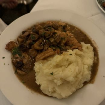 Gene & Georgetti - Chicken Marsala - Italian Near Me - Chicago, Illinois Gene & Georgetti - Chicken Marsala - Italian Near Me - Chicago, Illinois