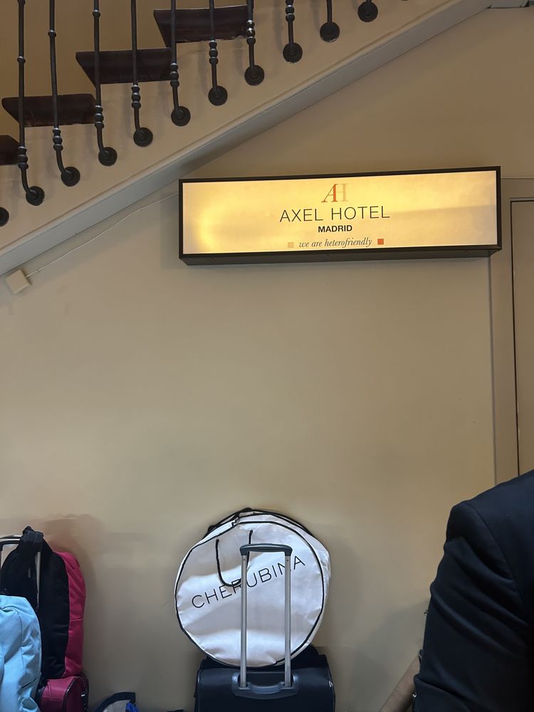 Axel Hotel
