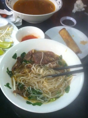Thuy's Pho by null