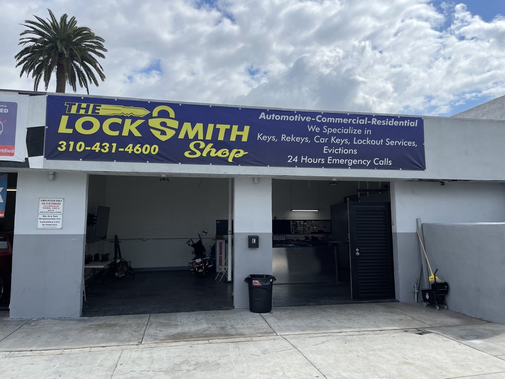 THE LOCKSMITH SHOP Updated September 2024 11 Photos 10000 S