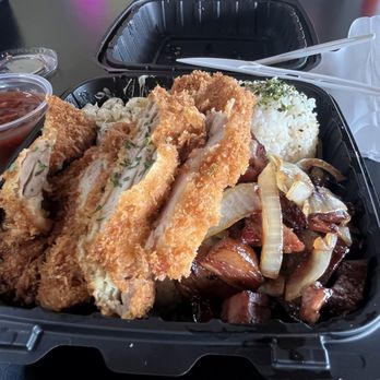 Da Kane’s Kitchen - Chicken Katsu and Smoke Meat plate - Breakfast & Brunch Near Me - Ewa Beach, Hawaii