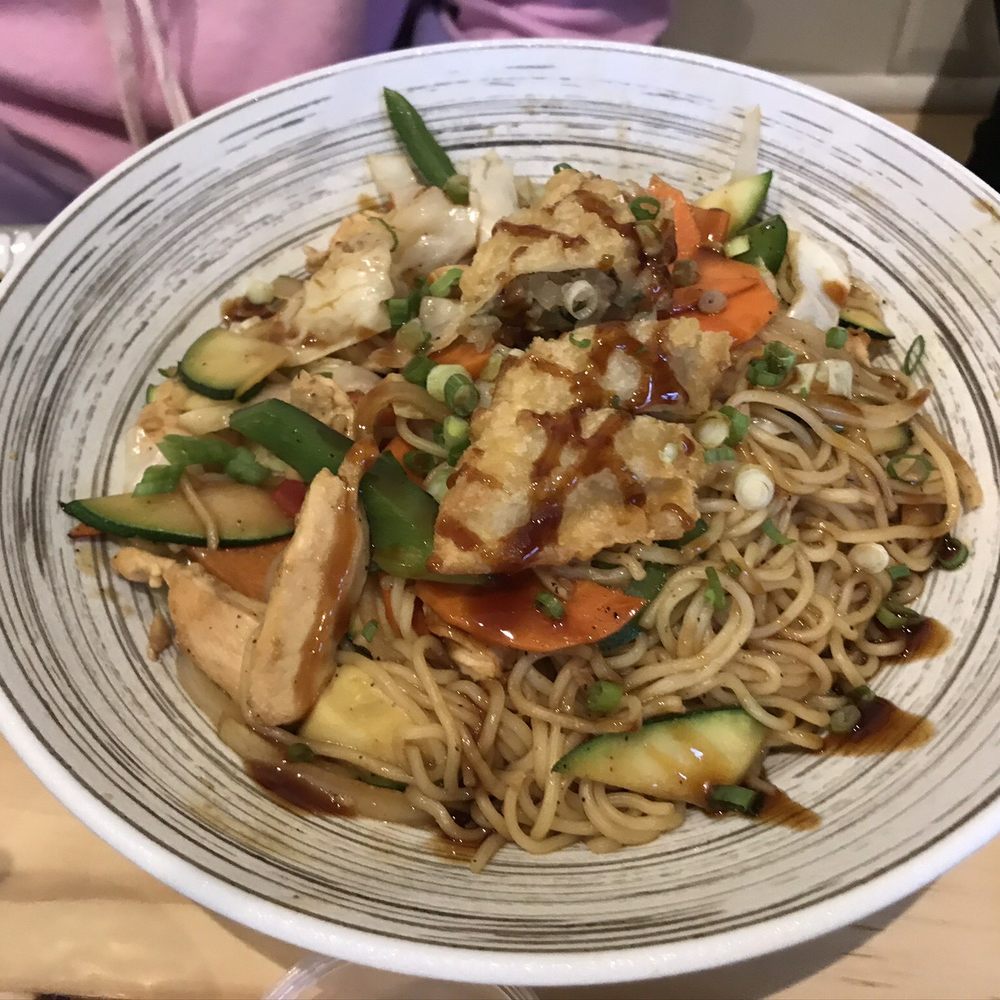 Hako - Yakisoba - Japanese Near Me - Lakewood, Ohio