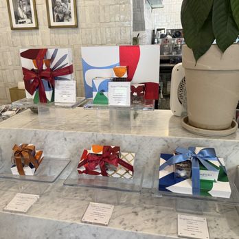 andSons Chocolates - Box sets - Chocolatiers & Shops Near Me - Beverly Hills, California andSons Chocolates - Box sets - Chocolatiers & Shops Near Me - Beverly Hills, California