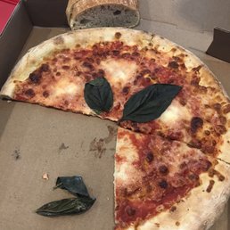Margarita pizza