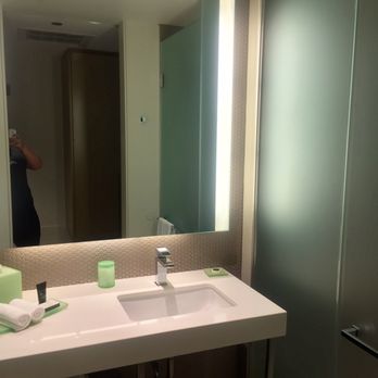 Hyatt Centric The Loop Chicago - Bathroom with the glass door to the shower on the right and a glass door to the toilet on the left. - Venues & Event Spaces Near Me - Chicago, Illinois Hyatt Centric The Loop Chicago - Bathroom with the glass door to the shower on the right and a glass door to the toilet on the left. - Venues & Event Spaces Near Me - Chicago, Illinois