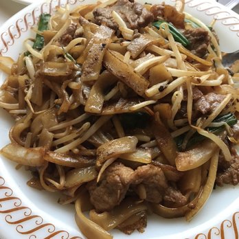Triple Crown Restaurant - Chow mein - Dim Sum Near Me - Chicago, Illinois Triple Crown Restaurant - Chow mein - Dim Sum Near Me - Chicago, Illinois