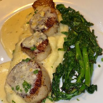 Saint John - Brown butter scallops - Cajun/Creole Near Me - New Orleans, Louisiana Saint John - Brown butter scallops - Cajun/Creole Near Me - New Orleans, Louisiana