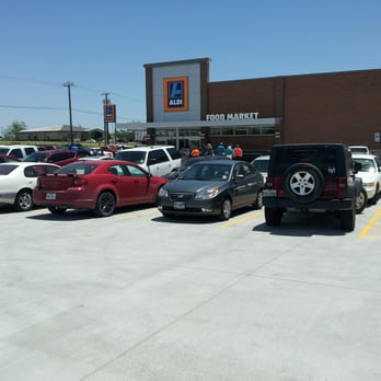 ALDI - The brand new Aldi Grocery store in Corsicana, TX, and there was much rejoicing! - Grocery Near Me - Corsicana, Texas