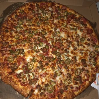 Giant Pizza & Deli - Pepperoni, Sausage, and Jalapeño Pizza - Chicken Wings Near Me - Lemon Grove, California
