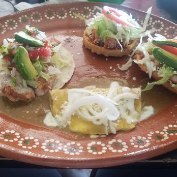 Alma y Manny - Fish taco, Chicken Sope, Shrimp Tostada and quesadilla. - Mexican Near Me - Todos Santos, BCS