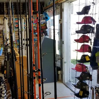 Captree Fuel Bait And Tackle - Hunting & Fishing Supplies Near Me - Babylon, New York