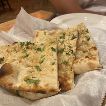 Zaroka Bar&Grill - Garlic Naan - Indian Near Me - New Haven, Connecticut