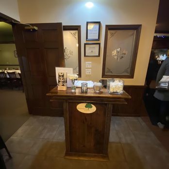 Arboreal Inn - Entrance - Steakhouses Near Me - Spring Lake, Michigan