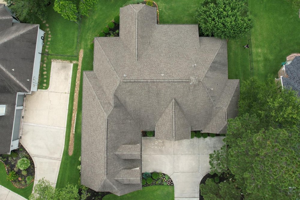 Slide of Vista Roofing and Restoration