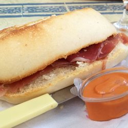 Samir - Bocadillo con Jamon Serrano (2€)