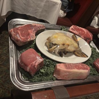 Vito's Chop House - Italian Near Me - Orlando, Florida