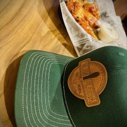 Glen Flora Tap & Grill - Wings!!!! Amazing!