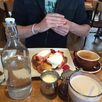 Oriole 9 - Strawberry french toast and coffee! - Breakfast & Brunch Near Me - Woodstock, New York Oriole 9 - Strawberry french toast and coffee! - Breakfast & Brunch Near Me - Woodstock, New York