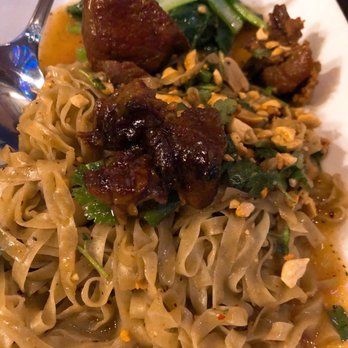 Pestle Rock - Ba Mee Hang Muutoon - Thai Near Me - Seattle, Washington