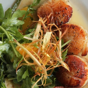 Place Pigalle - The Scallops at Place Pigalle - French Near Me - Seattle, Washington Place Pigalle - The Scallops at Place Pigalle - French Near Me - Seattle, Washington