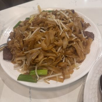 KW Cafe - chow fun - flavorless and bland - Hong Kong Style Cafe Near Me - Rowland Heights, California