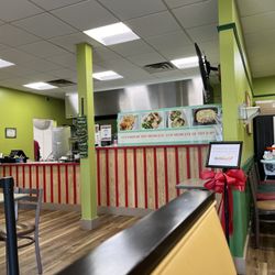 West Coast Vegan Grill - Interior- clean and inviting.