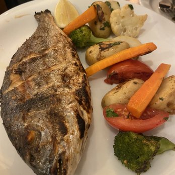 El Rei D.Frango - Grilled sea bream - Portuguese Near Me - Lisbon, 11