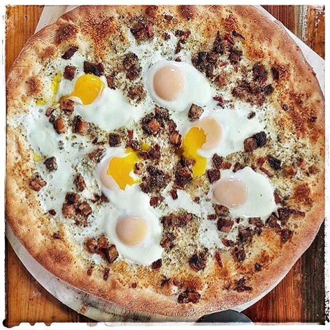 Toss Pizzeria & Pub