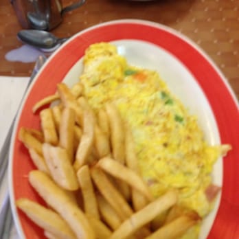 Bellas Restaurant - Bella combo omelette - Breakfast & Brunch Near Me - Tarrytown, New York