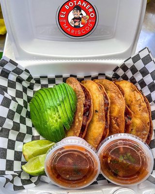 El Botanero Mariscos by null