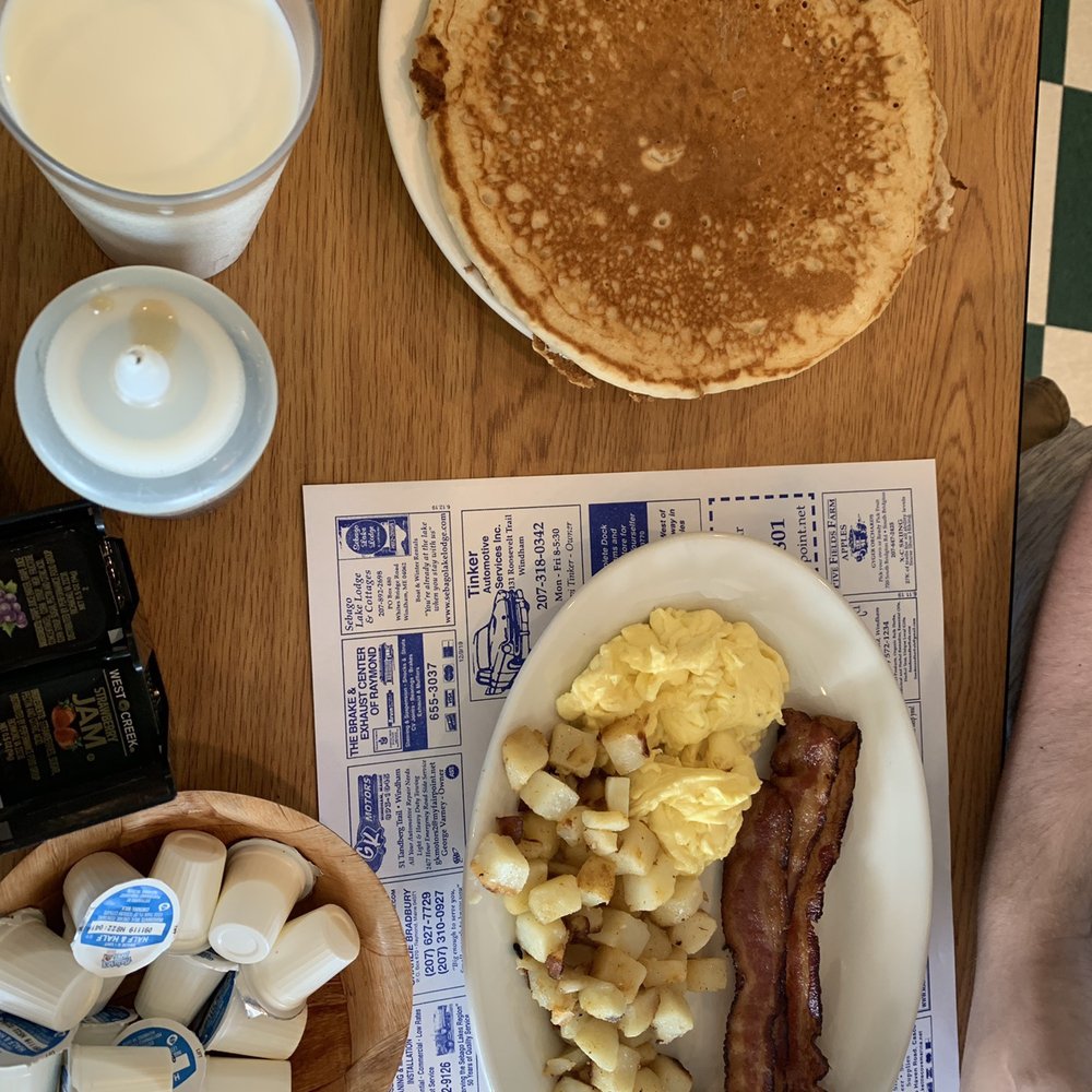 Kelley's Sebago Diner - pancake with bacon, scrambled eggs and home fries - Breakfast & Brunch Near Me - Windham, Maine