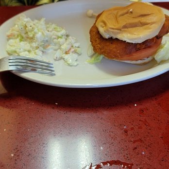 The Wooden Spoon Diner - Buffalo chicken slider and slaw - Breakfast & Brunch Near Me - Brandon, Florida