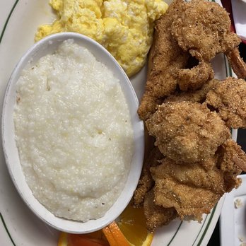 Flavor Table - Fish and shrimp breakfast - Cajun/Creole Near Me - Los Angeles, California