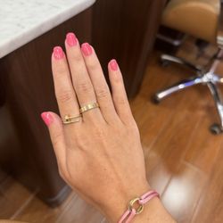 Sisters Nail