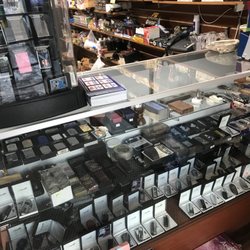Vapes & Cigars