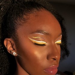 SavBryce Artistry - This is one of the many looks Bryce did for me! Look at that EYELINER THOUGH!