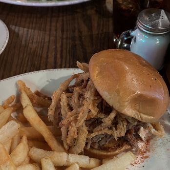 Jason Aldean's Kitchen + Rooftop Bar - pulled pork sandwich and beer can chicken - Southern Near Me - Gatlinburg, Tennessee Jason Aldean's Kitchen + Rooftop Bar - pulled pork sandwich and beer can chicken - Southern Near Me - Gatlinburg, Tennessee