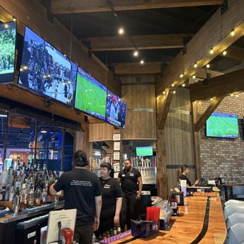 Roadies - Bar area - Gastropubs Near Me - Tucson, Arizona