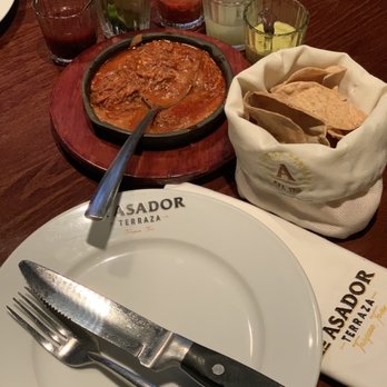El Asador Terraza - Complimentary chips & salsa - Steakhouses Near Me - Tampico, TAM