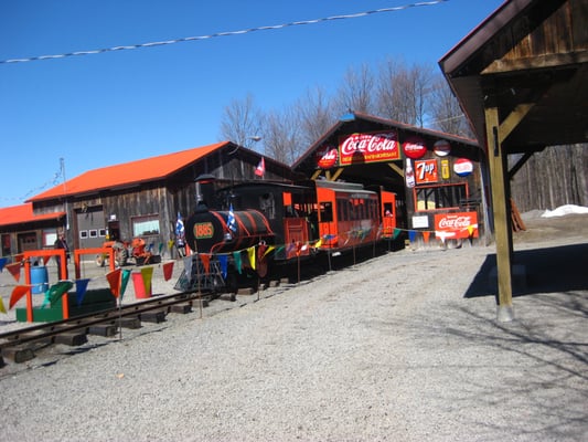 Cabane A Sucre Bouvrette by null