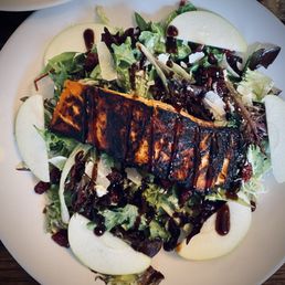 Sriracha honey glazed salmon salad