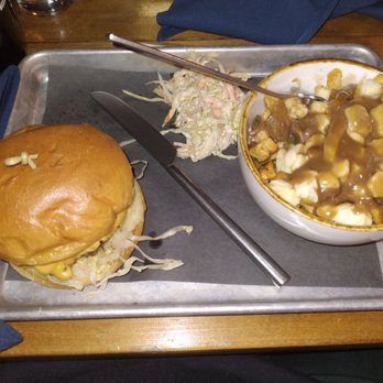 Cohen's Beer Republic - My rink burger - Pubs Near Me - Saskatoon, Saskatchewan